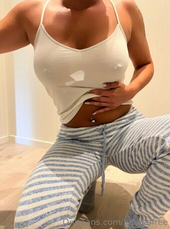 juneeafree Голые слитые фото OnlyFans 31