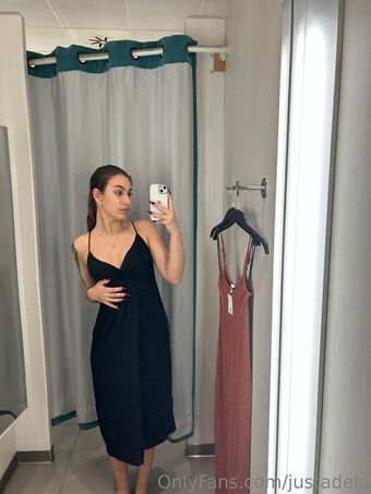 justadela Голые слитые фото OnlyFans 12