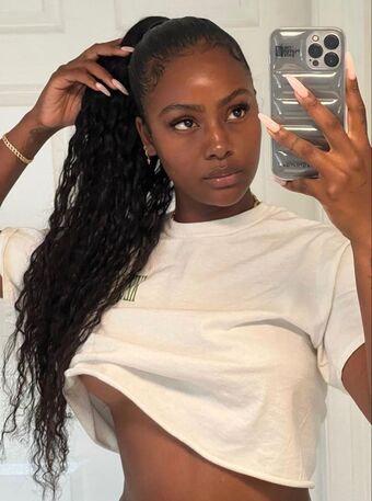 Justine Skye