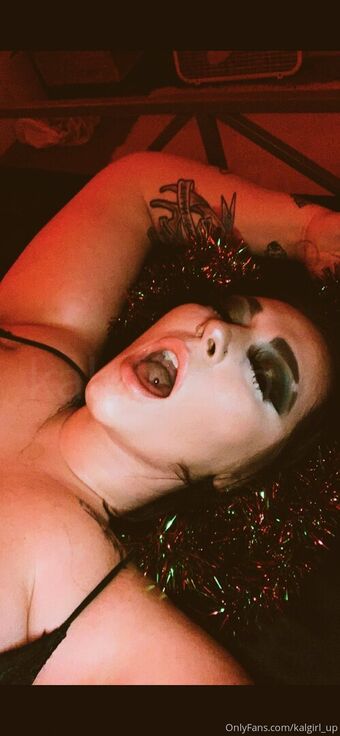 kalliente Голые слитые фото OnlyFans 12