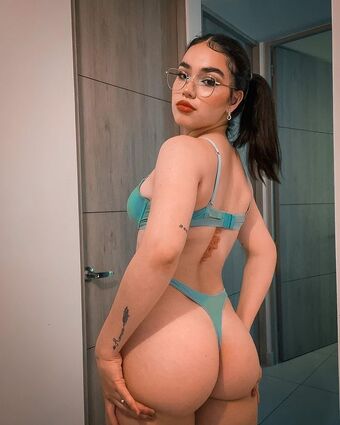 Kathea Голые слитые фото OnlyFans 1