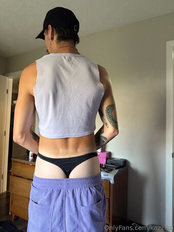 kazzika Голые слитые фото OnlyFans 10