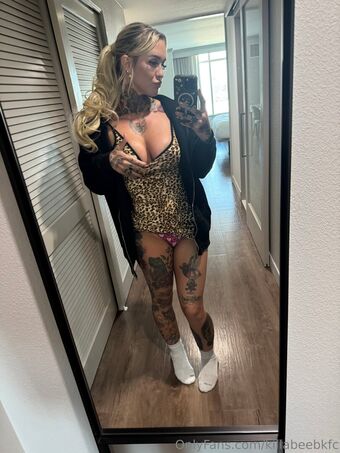 killabeebkfc Голые слитые фото OnlyFans 50