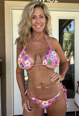 KimberleeJay