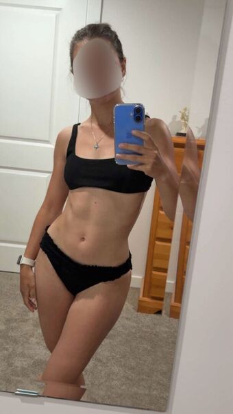 Krishnasty Голые слитые фото OnlyFans 14
