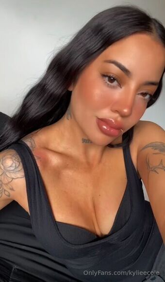 kylieecole Голые слитые фото OnlyFans 31