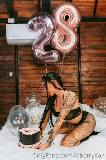 Laberrysan Голые слитые фото OnlyFans 32