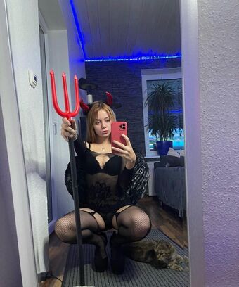 lanactk Голые слитые фото OnlyFans 13