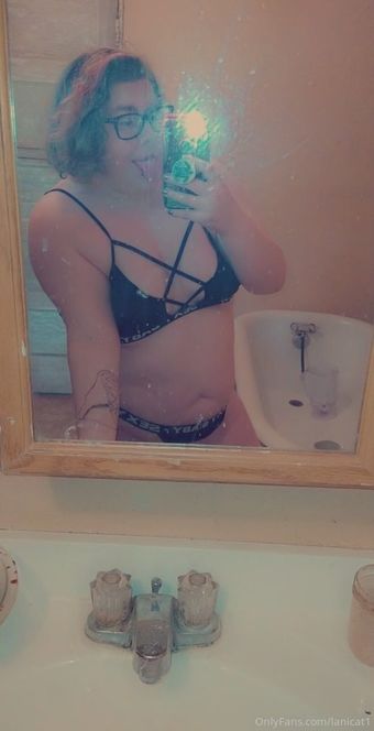 lanicat1 Голые слитые фото OnlyFans 15