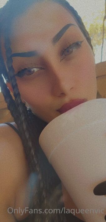 laqueenvic Голые слитые фото OnlyFans 17