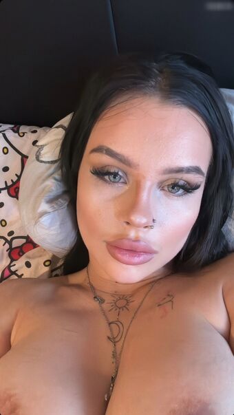Lara Bttn