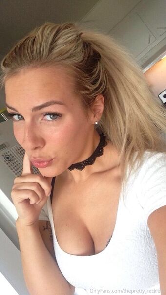 layrose1 Голые слитые фото OnlyFans 14