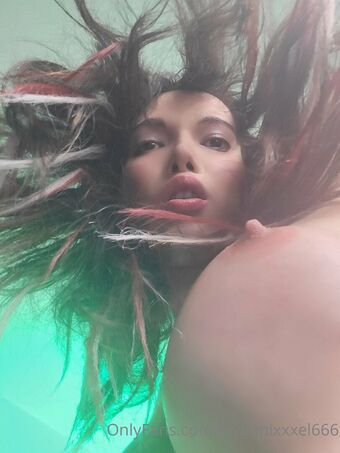 Laytar Голые слитые фото OnlyFans 2