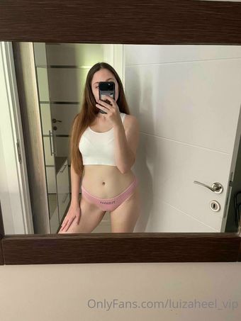 leeloo_lee