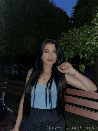 lefreya Голые слитые фото OnlyFans 12
