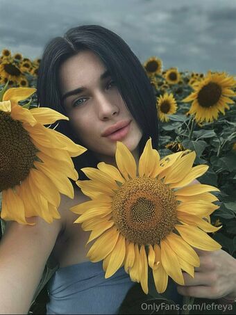 lefreya Голые слитые фото OnlyFans 14