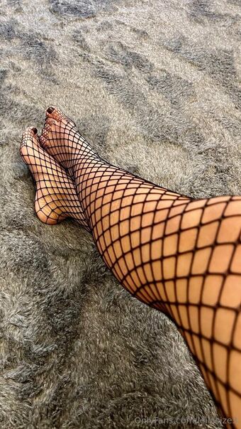 leilasize3 Голые слитые фото OnlyFans 18