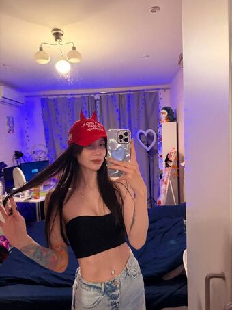 leonesan Голые слитые фото OnlyFans 72