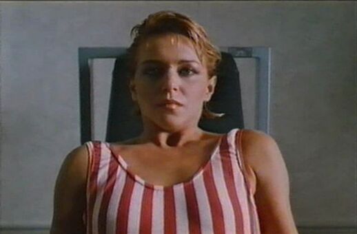 Leslie Ash