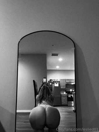 leslied01 Голые слитые фото OnlyFans 16