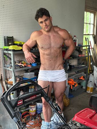 leviconely Голые слитые фото OnlyFans 2
