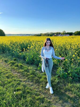 leyla.bones1 Голые слитые фото OnlyFans 13