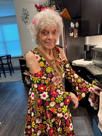 lindahope1939 Голые слитые фото OnlyFans 79