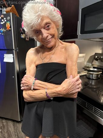 lindahope1939 Голые слитые фото OnlyFans 82