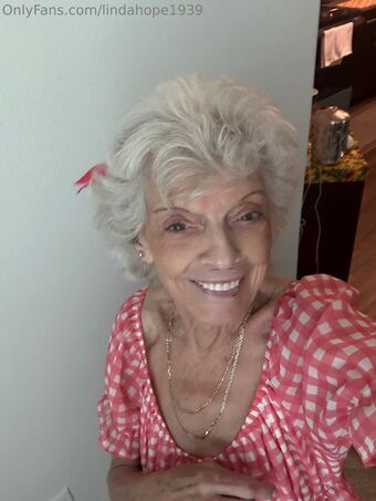 lindahope1939 Голые слитые фото OnlyFans 86
