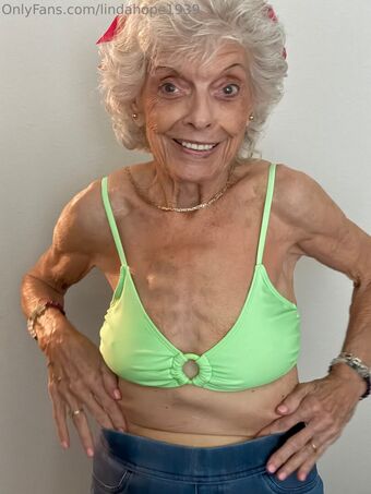 lindahope1939 Голые слитые фото OnlyFans 88