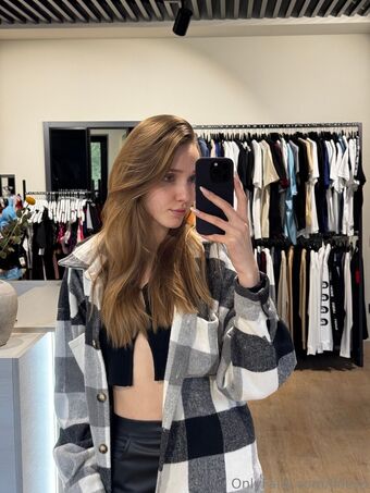 linesa Голые слитые фото OnlyFans 28