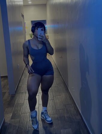 Linnnna Linnnna Голые слитые фото OnlyFans 4