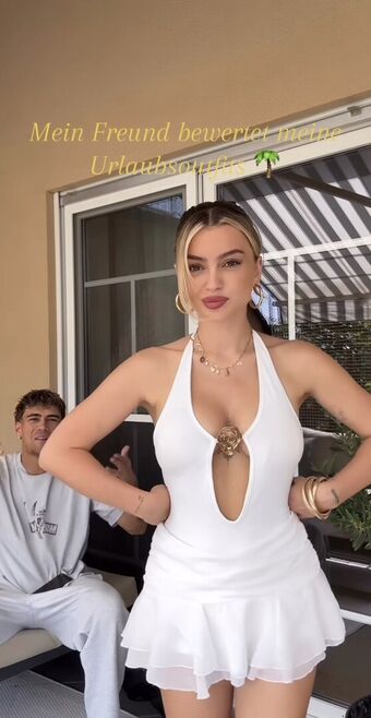 linuschka Голые слитые фото OnlyFans 46