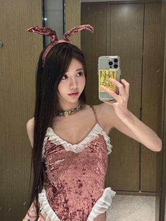 Linyi Голые слитые фото OnlyFans 2