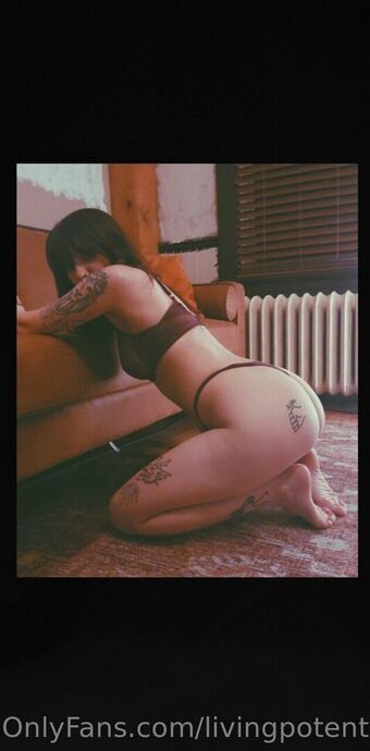 livingpotential Голые слитые фото OnlyFans 31