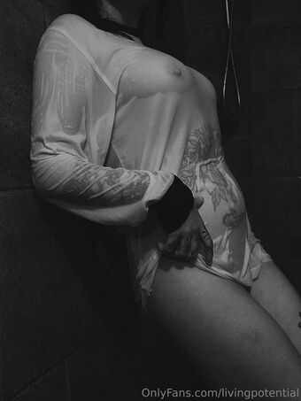 livingpotential Голые слитые фото OnlyFans 44