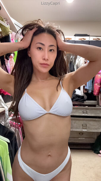 Lizzy Capri