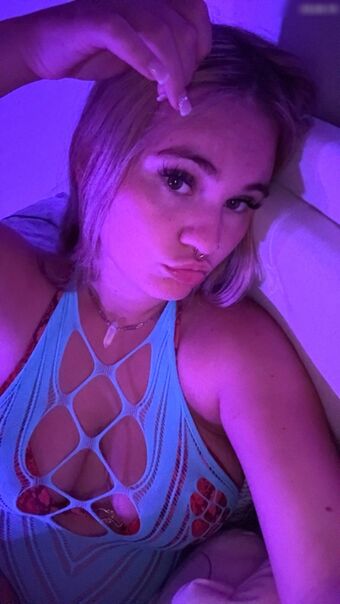 Lizzy_Cherry Голые слитые фото OnlyFans 27