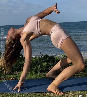 Lola Weippert Голые слитые фото OnlyFans 441