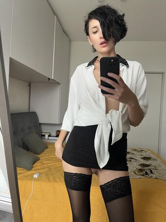Lora