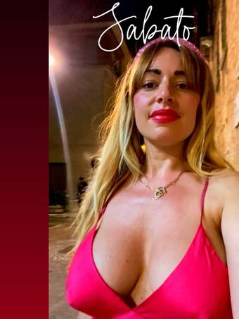 Lottiegio Голые слитые фото OnlyFans 8