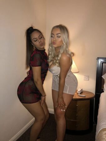 Lucy M Голые слитые фото OnlyFans 14