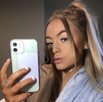 Lucy M Голые слитые фото OnlyFans 17
