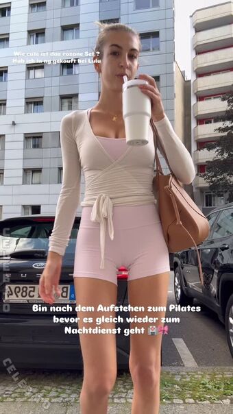 Luisasmiling Голые слитые фото OnlyFans 37