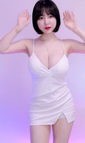 lullyvv Голые слитые фото OnlyFans 3