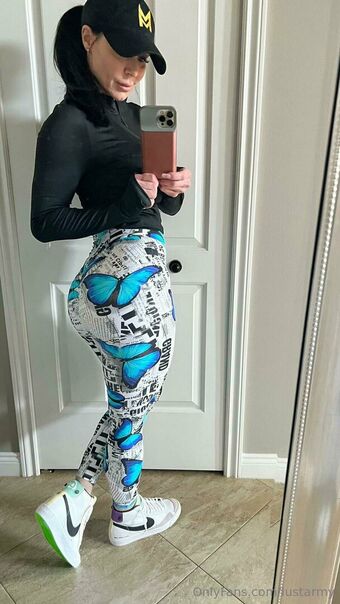lustarmy Голые слитые фото OnlyFans 42