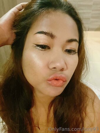 luzy93 Голые слитые фото OnlyFans 1