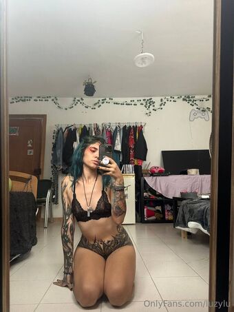 luzylu Голые слитые фото OnlyFans 1