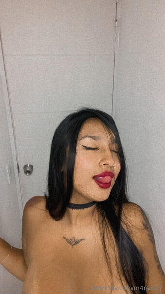 M4rian27 Голые слитые фото OnlyFans 28