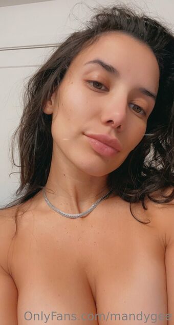 maandymore Голые слитые фото OnlyFans 8